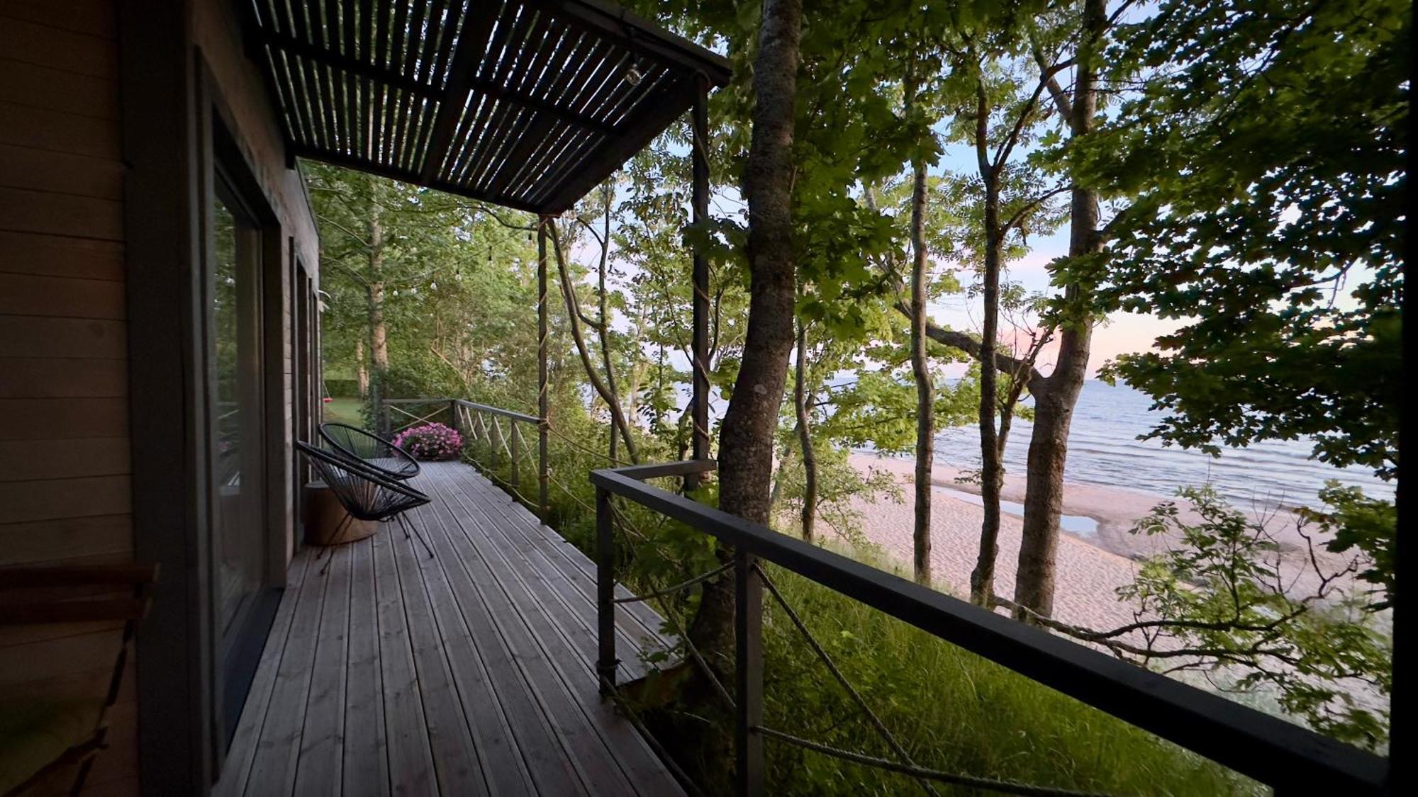 Dunehouse * Tuja